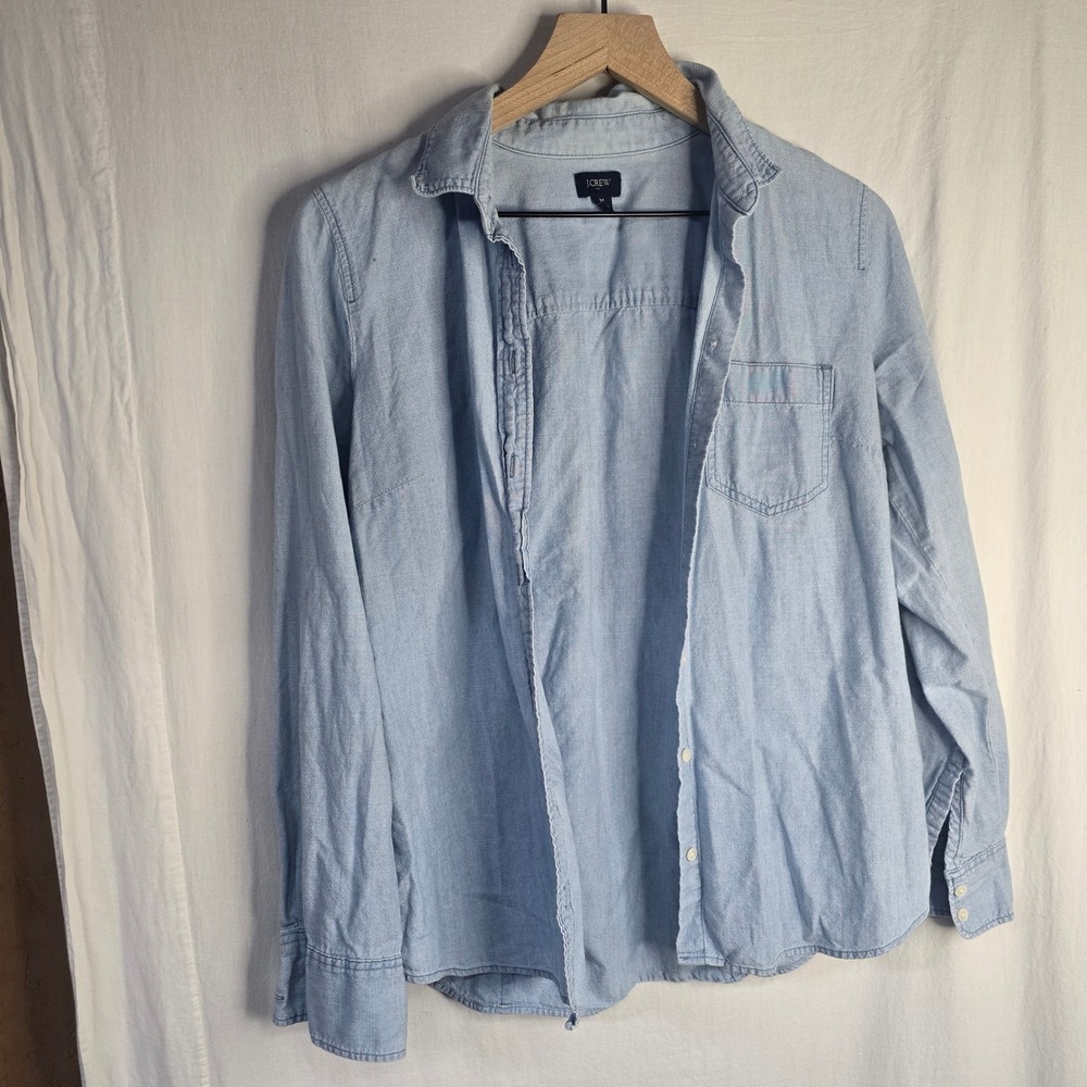 J.Crew Slim Chambray Button Down Shirt Womens Medium Blue Cotton J4720 Classic